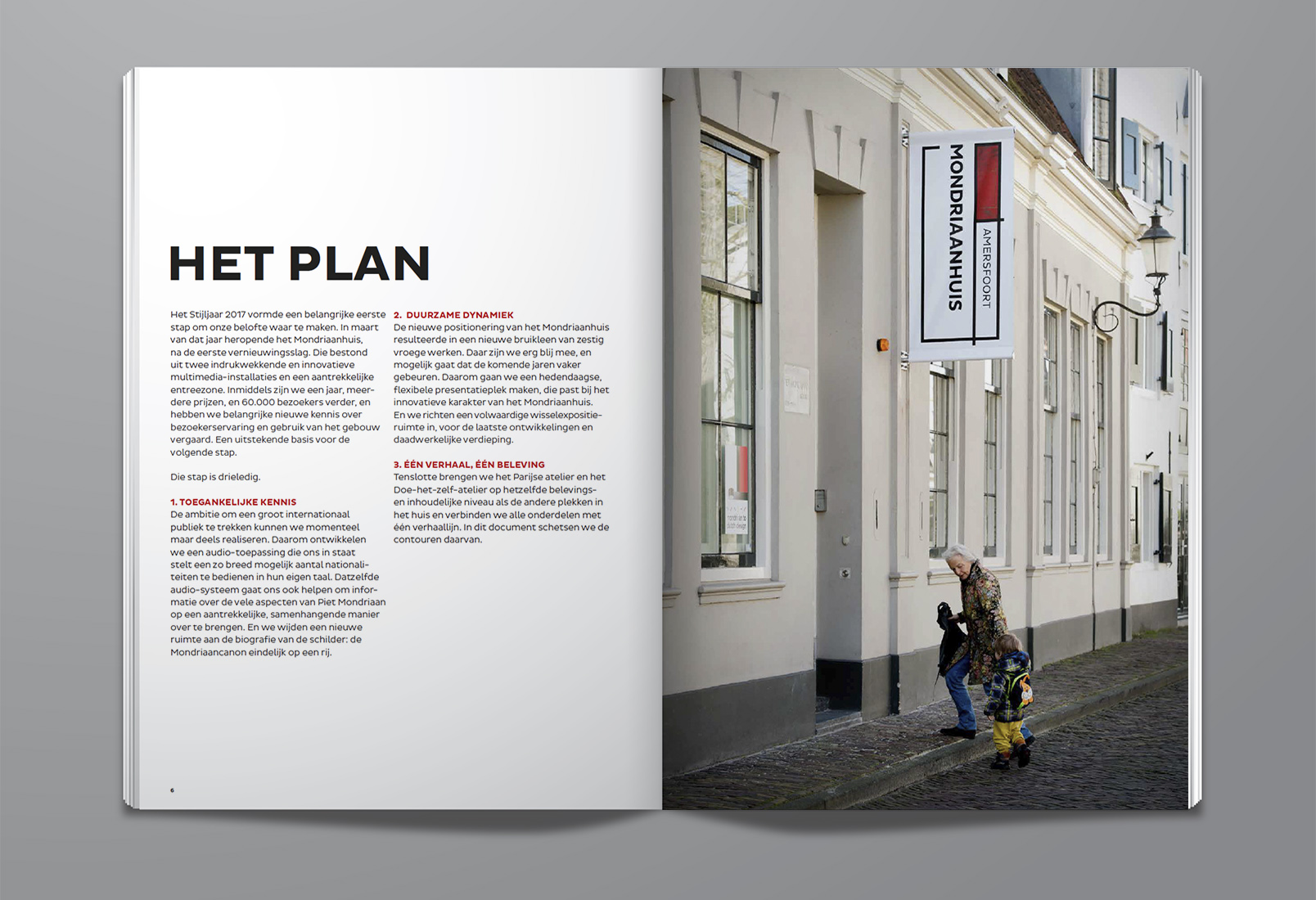 folded-paper-blank-white-booklet-magazine-report-book