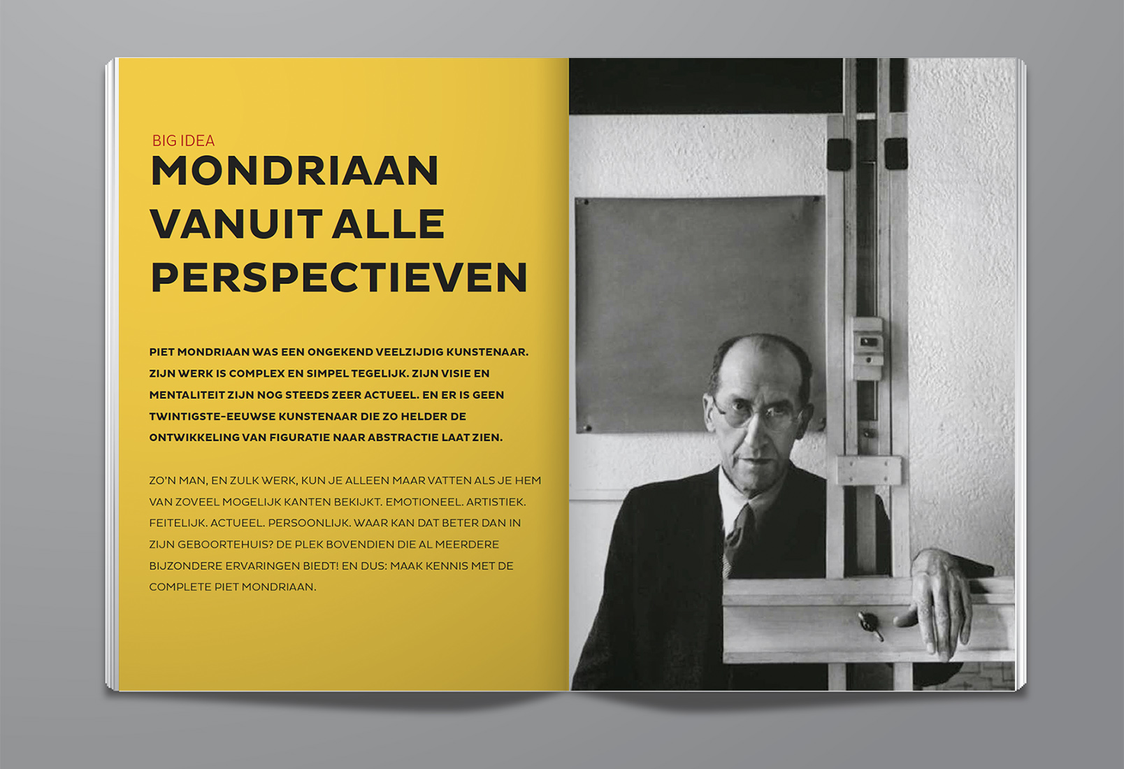 folded-paper-blank-white-booklet-magazine-report-book